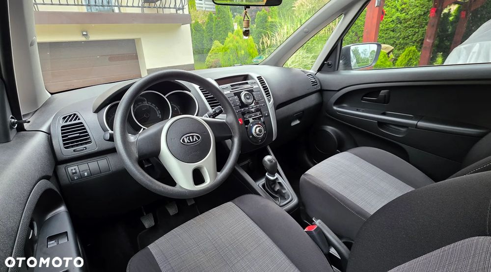 Kia Venga 1.4 CVVT Spirit - 12