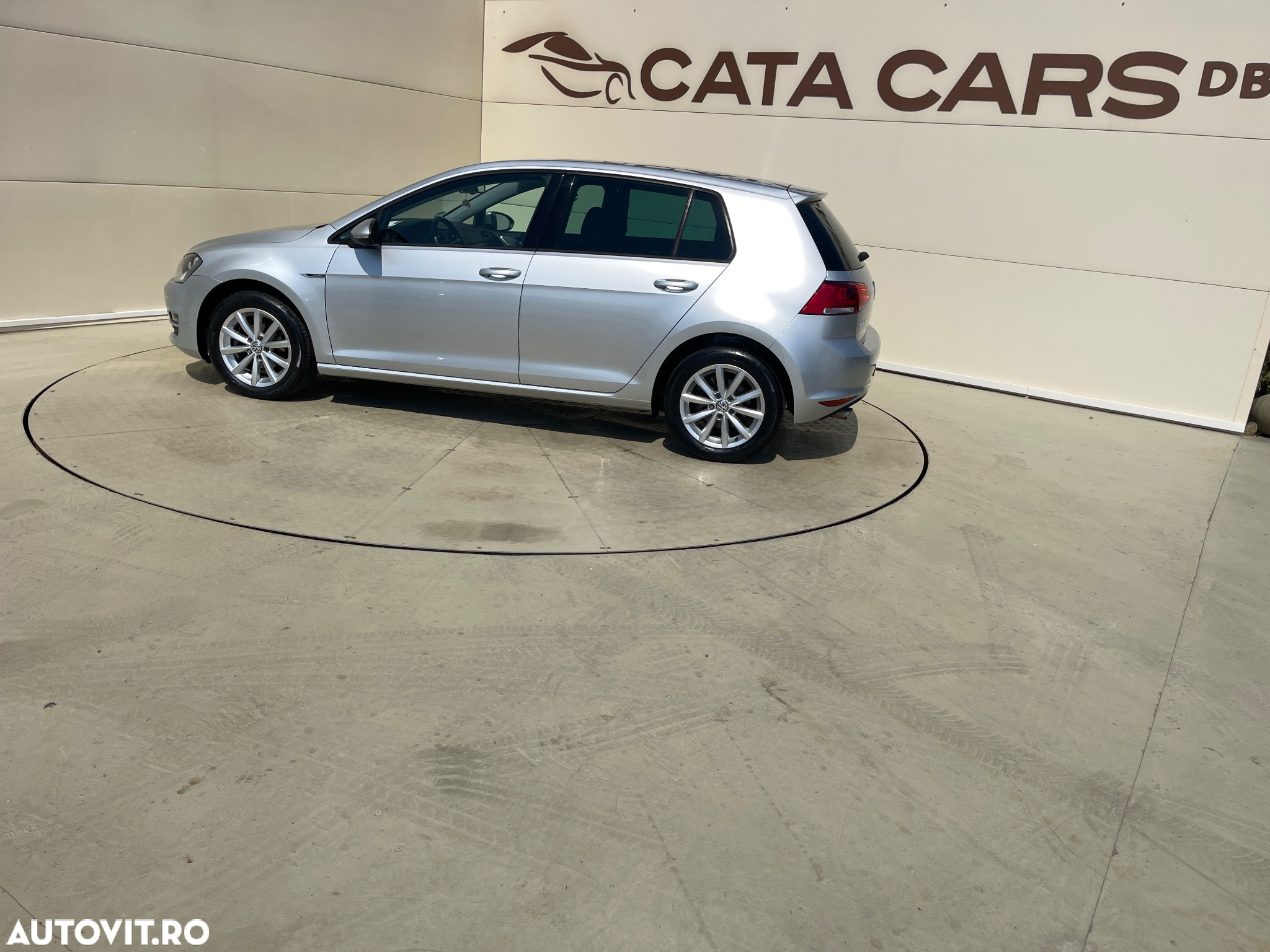 Volkswagen Golf 1.2 TSI BlueMotion Technology Lounge - 9