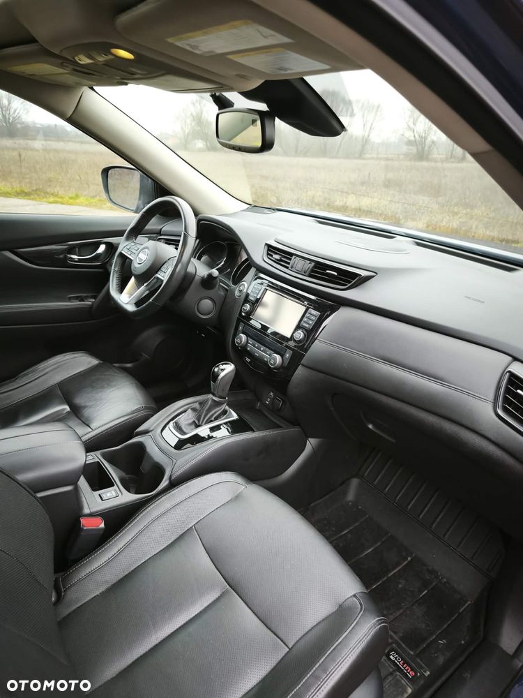 Nissan Rogue - 8