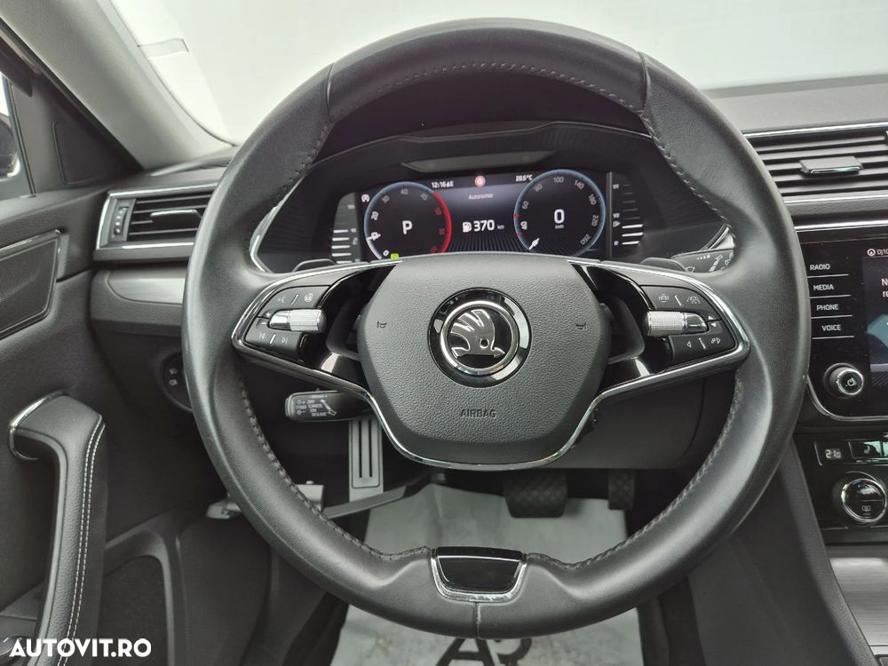 Skoda Superb Combi 2.0 TDI 4x4 DSG Style - 16