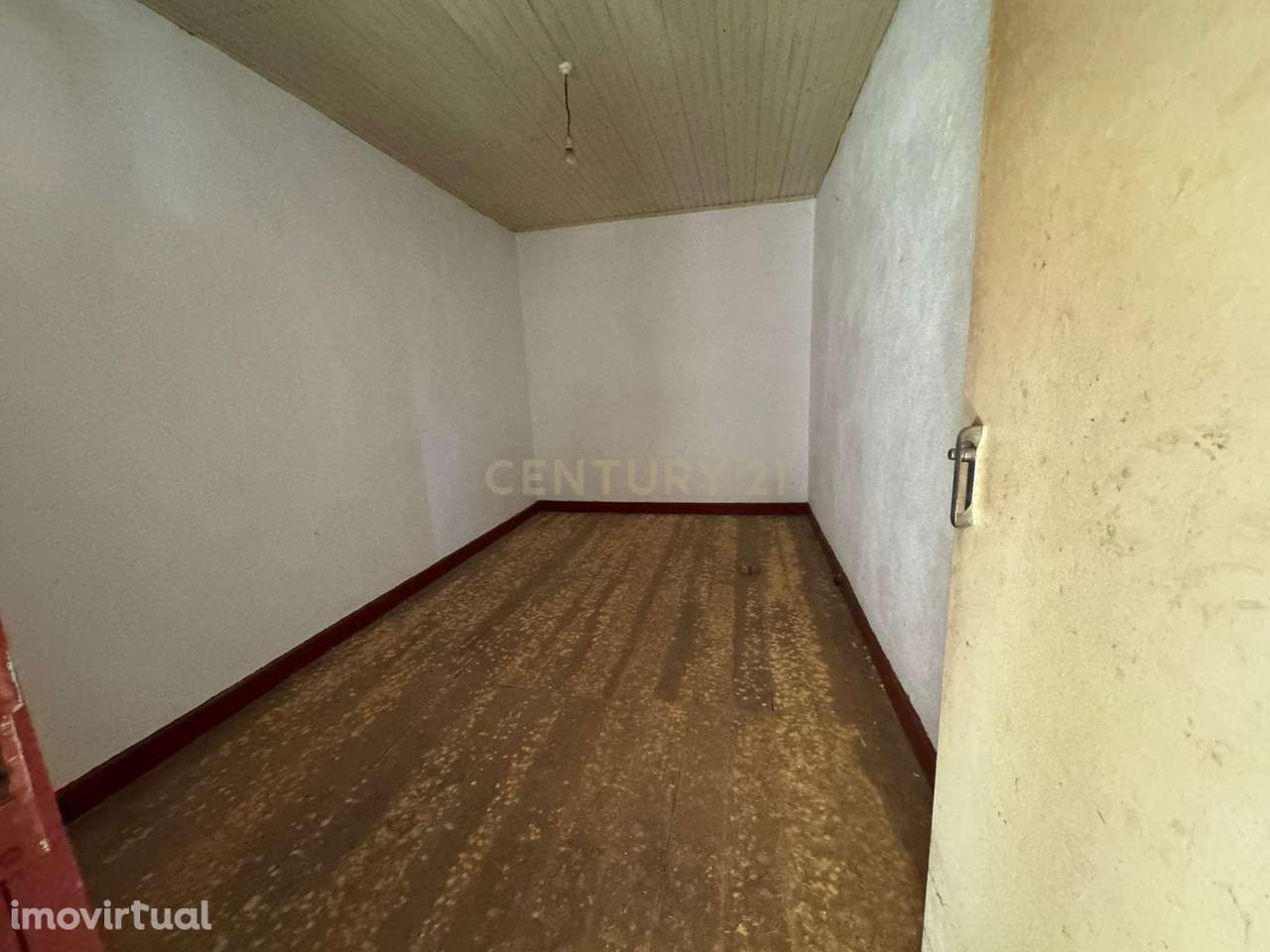 Ruina em Alvações do Corgo, Vila Real - Oportunidade Única - Grande imagem: 5/28