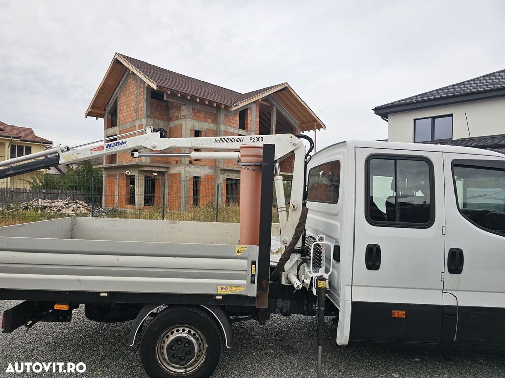 Iveco Daily 2.3 Diesel - 7 locuri + bena/platforma + macara - 11
