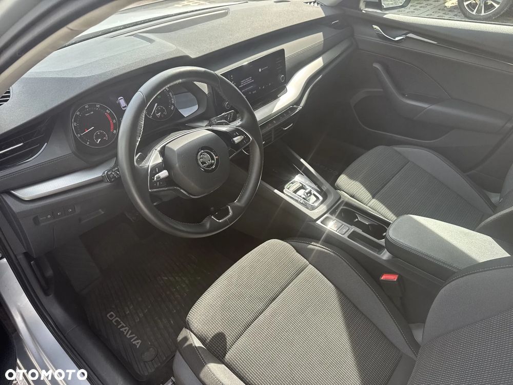 Skoda Octavia 1.5 TSI e-Tec Ambition DSG - 11