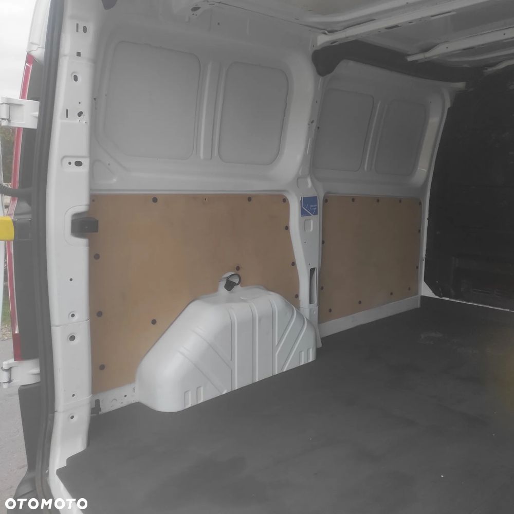 Ford Transit Custom - 21