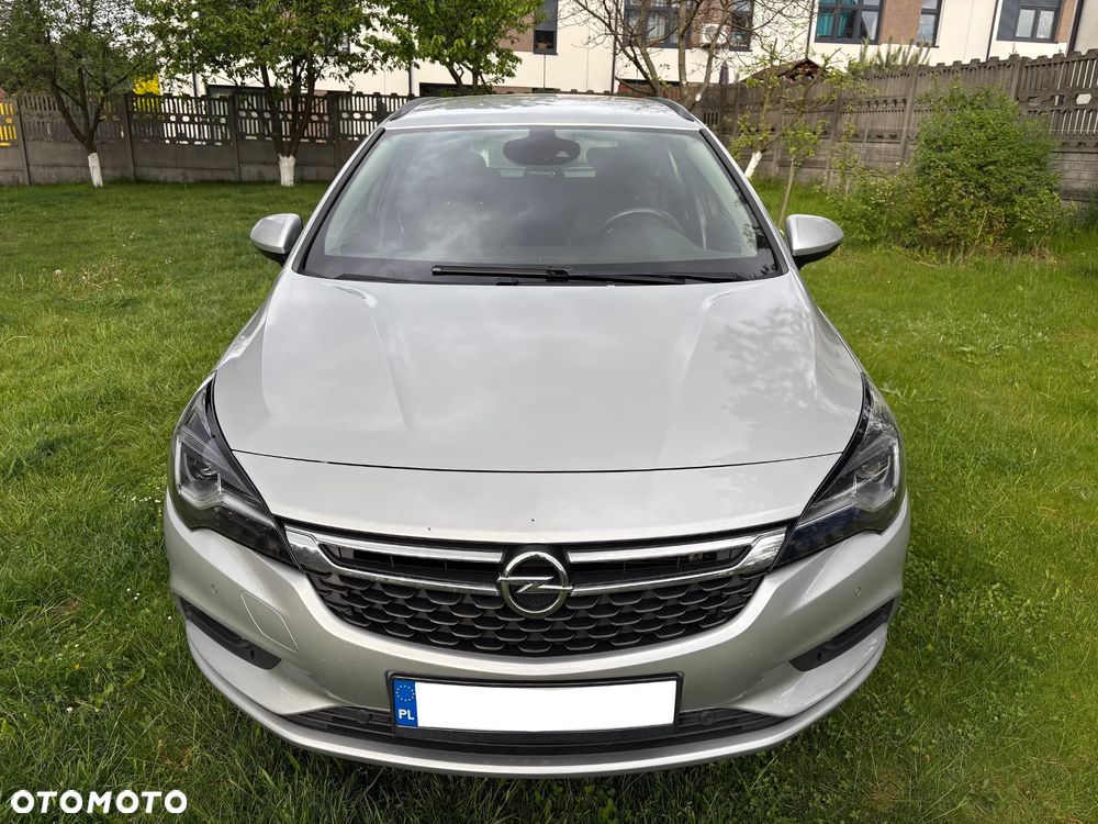 Opel Astra 1.6 CDTI Enjoy S&S - 1