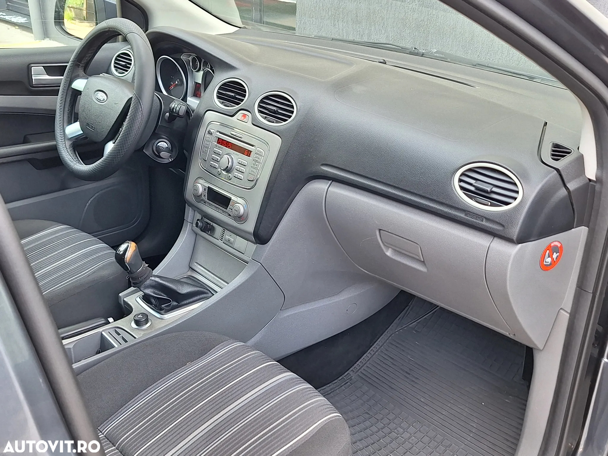 Ford Focus - 7