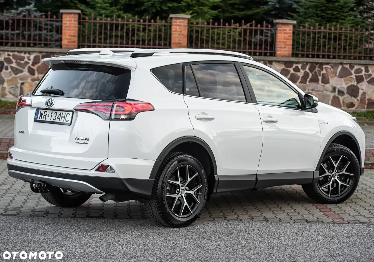 Toyota RAV4 - 13