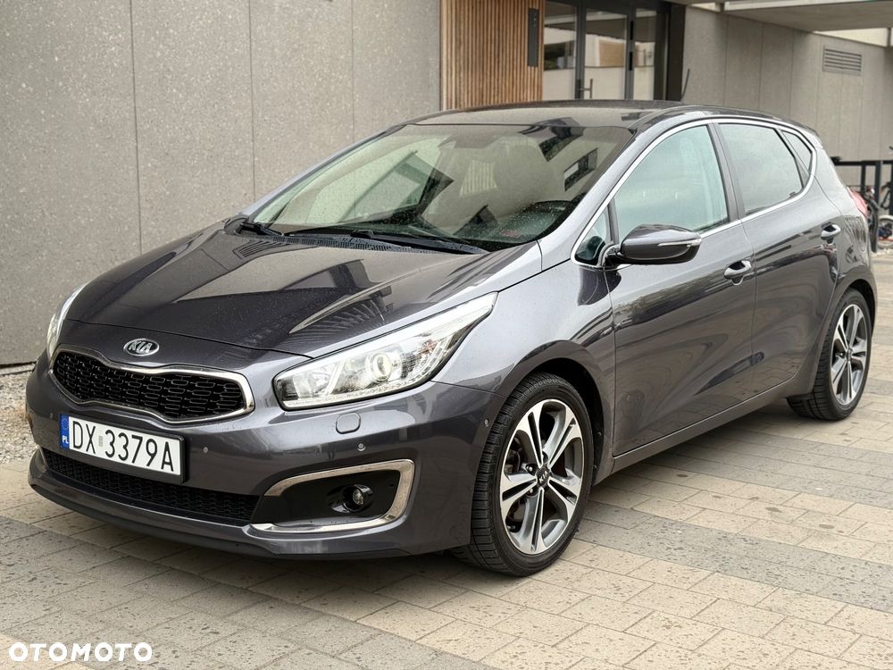 Kia Ceed - 5