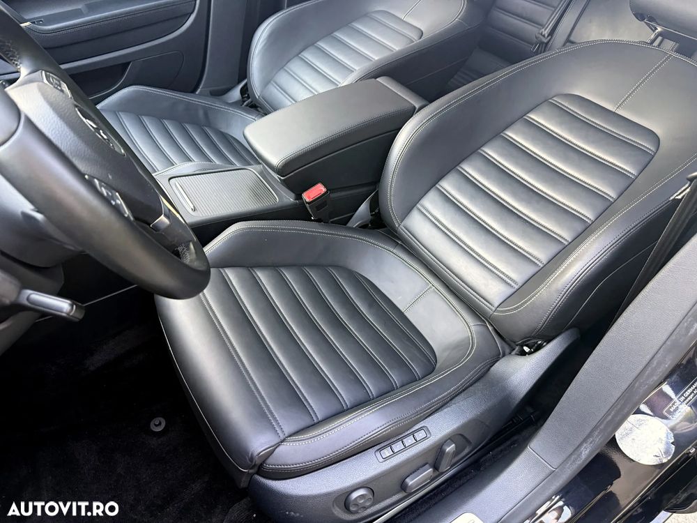 Volkswagen Passat CC - 10