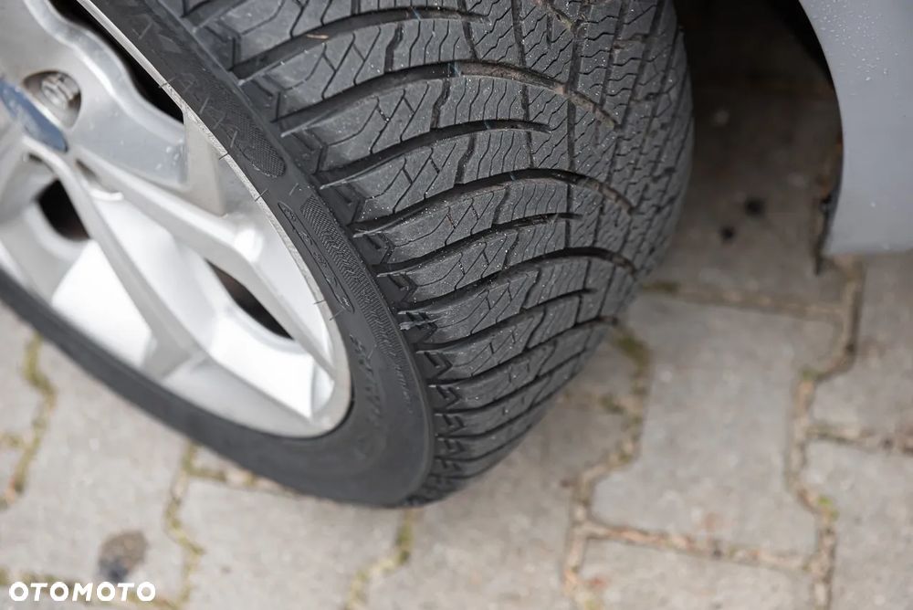 Ford S-Max 2.0 TDCi DPF Champions Edition - 30