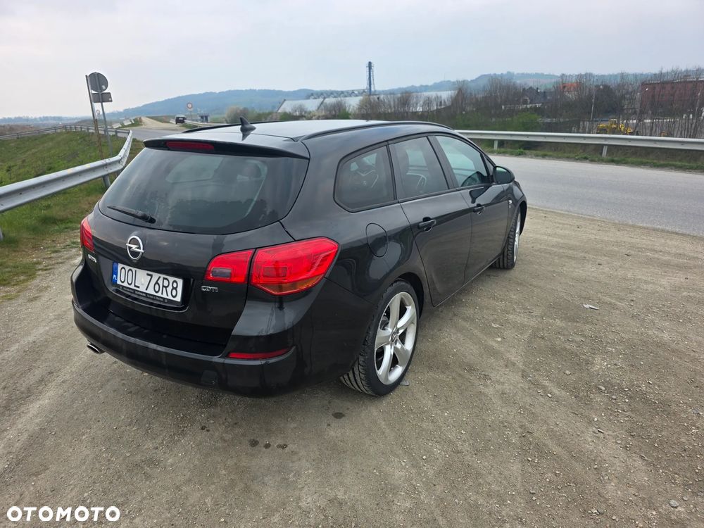 Opel Astra 2.0 CDTI DPF Design Edition - 29