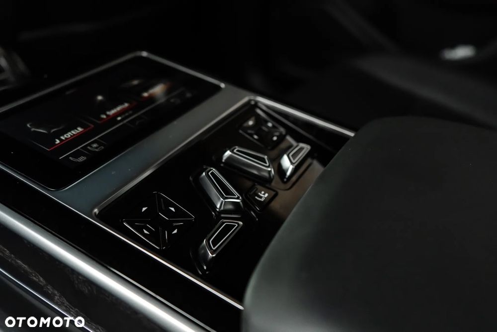 Audi A8 - 37