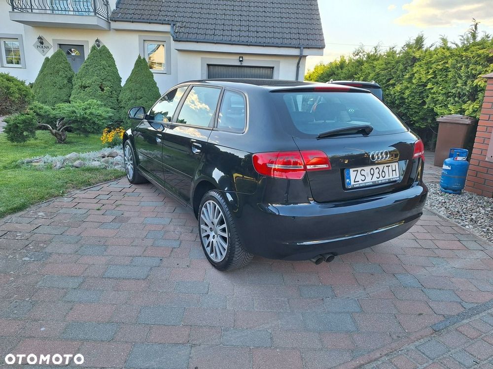 Audi A3 Sportback - 9