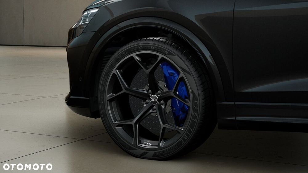 Audi RS Q8 - 8