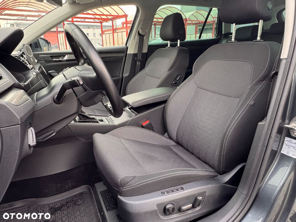 Skoda Superb 2.0 TDI SCR 4x4 Style DSG - 22