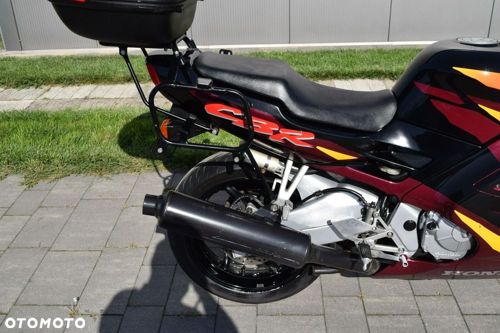 Honda CBR - 6