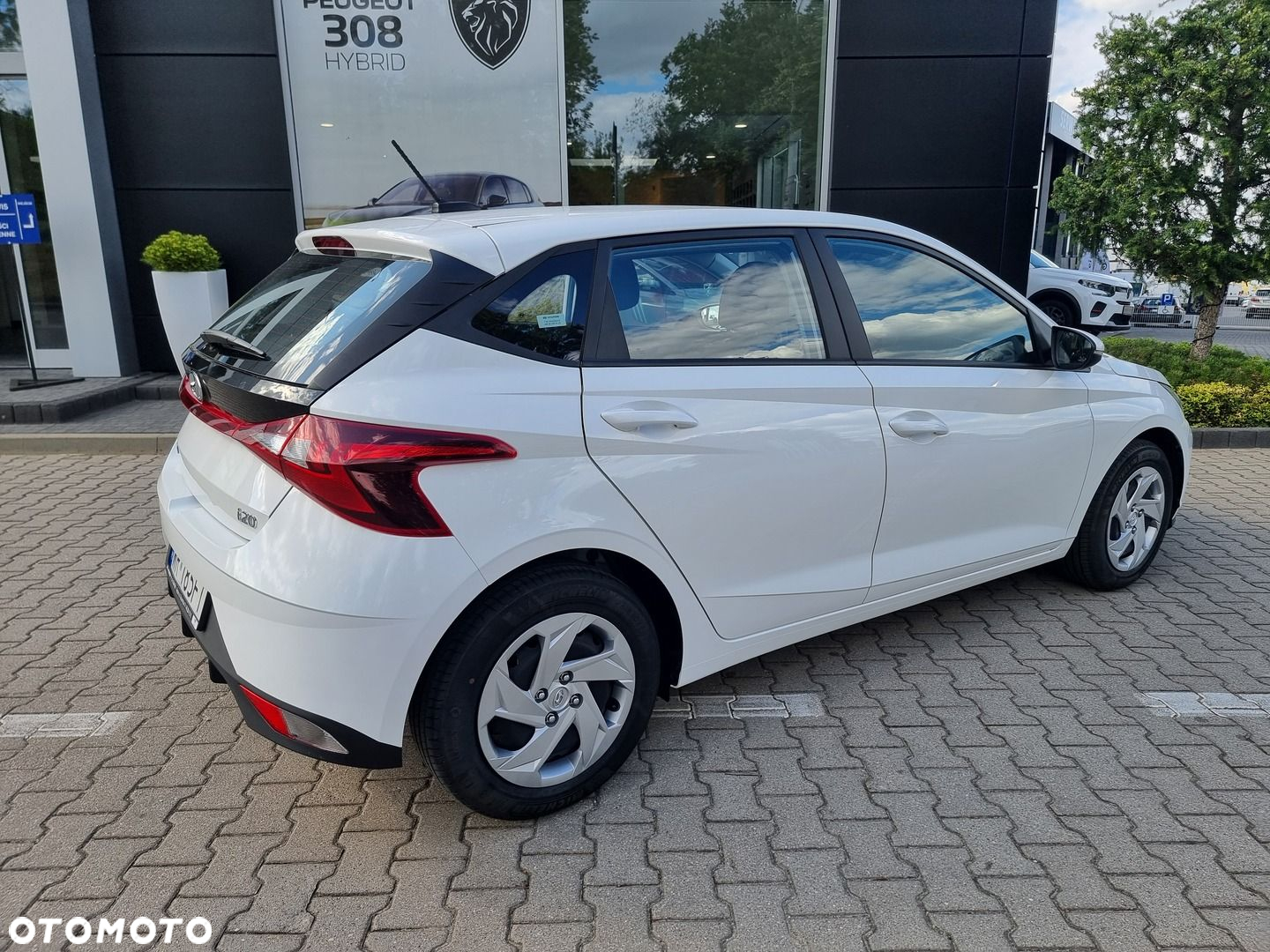 Hyundai i20 1.2 Pure - 11