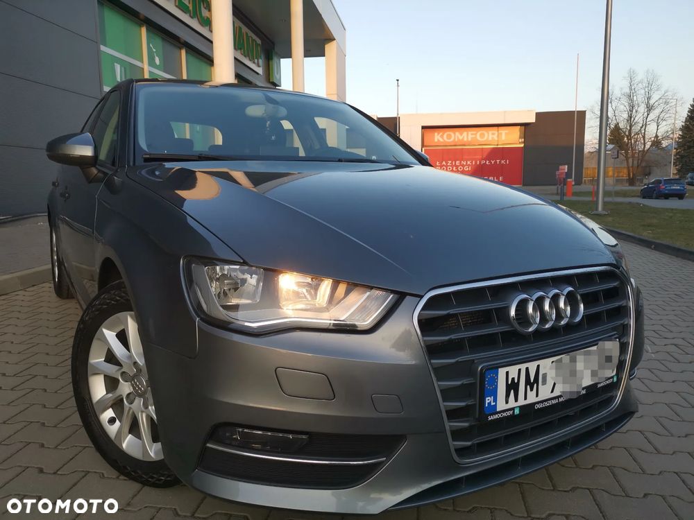 Audi A3 Sportback 1.6 TDI Ambition - 2