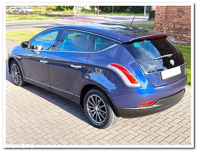 Lancia Delta 1.6 MJ Steel - 12