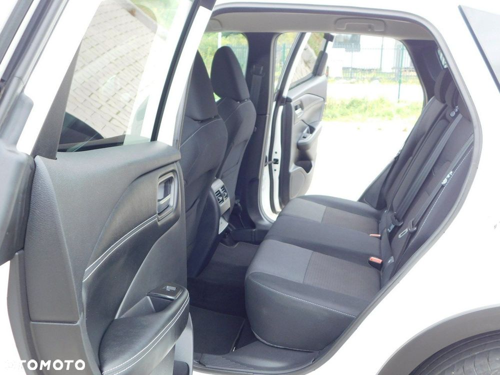 Nissan Qashqai 1.3 DIG-T N-Connecta - 16