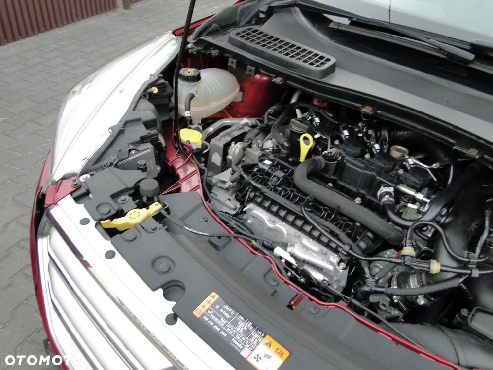 Ford Kuga 1.5 EcoBoost FWD Titanium - 36