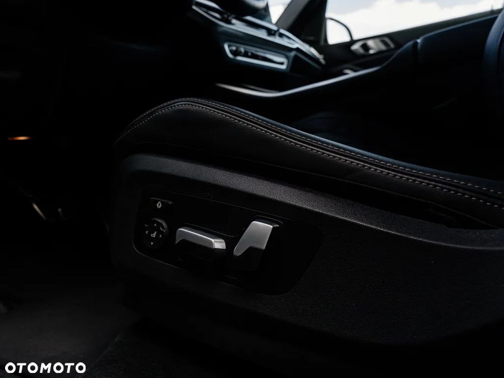 BMW X5 xDrive30d - 14