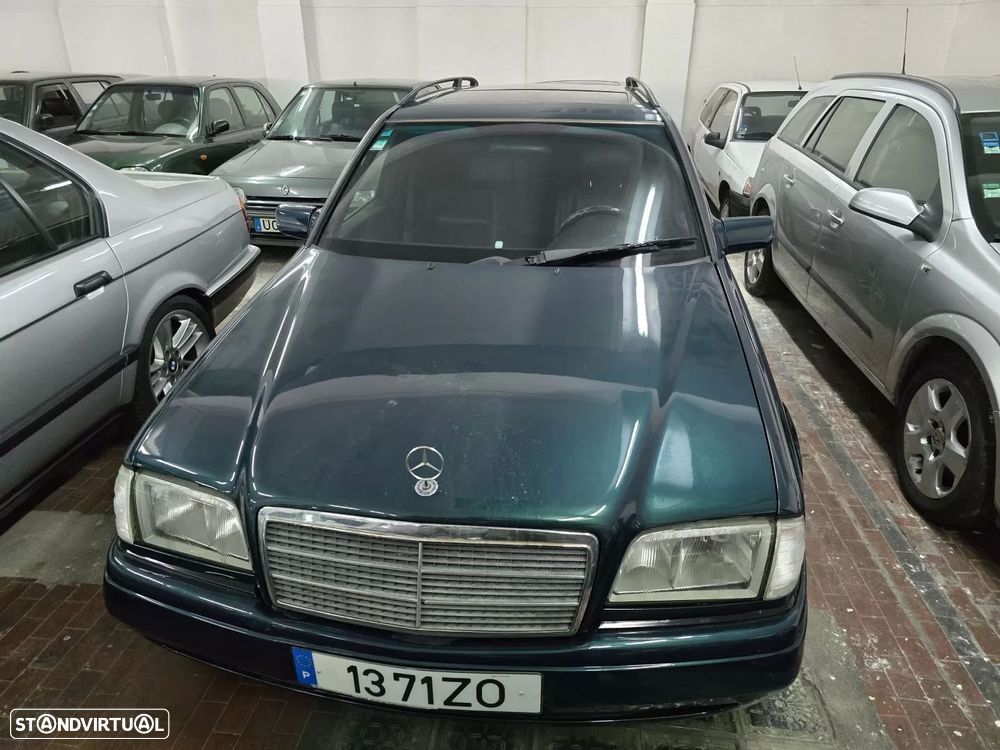 Mercedes-Benz C 250 - 10