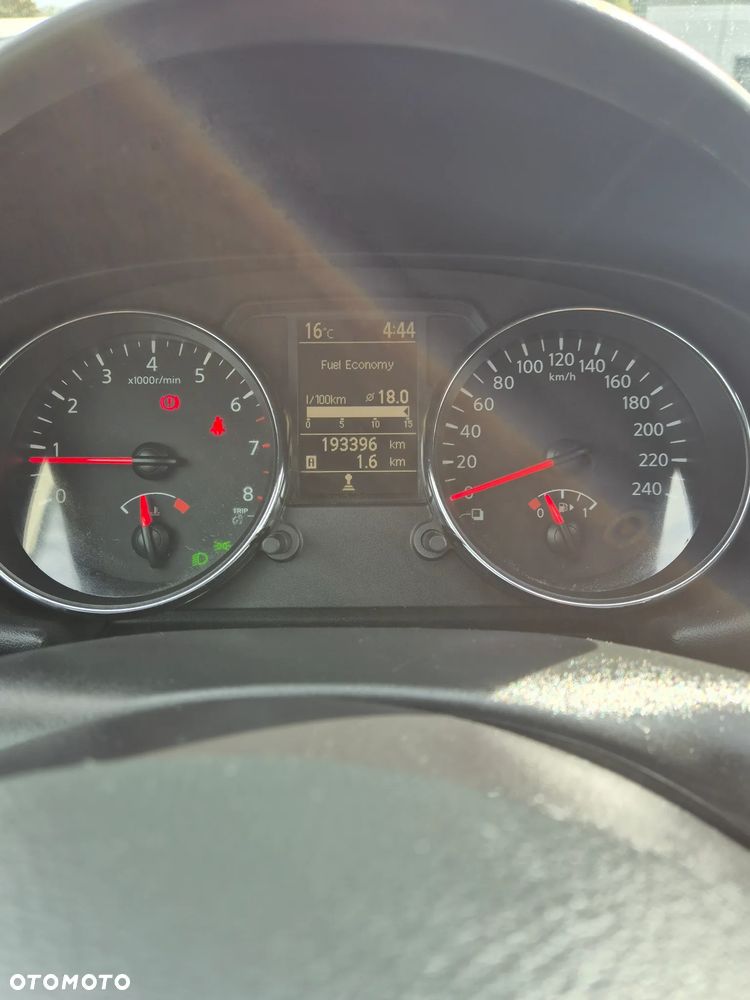 Nissan Qashqai - 8