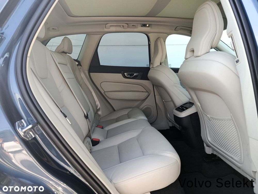 Volvo XC 60 - 18