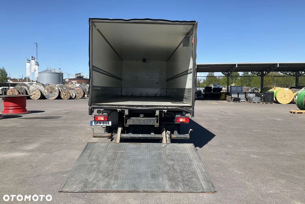 Volvo FM 330 - 8