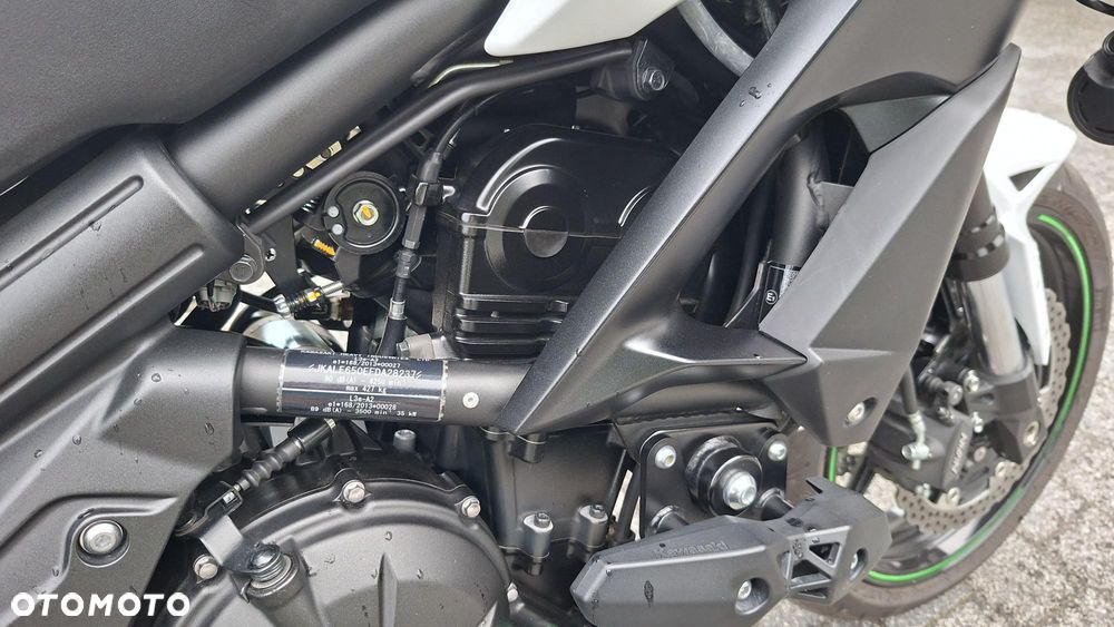 Kawasaki Versys 650 - 22