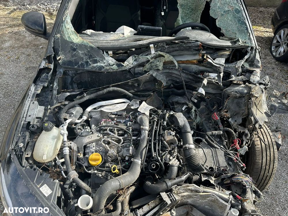 Renault Arkana MHEV 160 EDC RS Line - 12