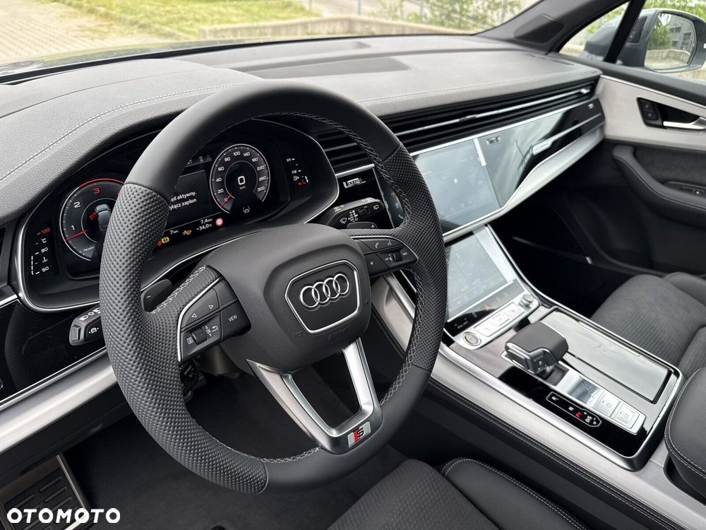Audi Q7 - 10