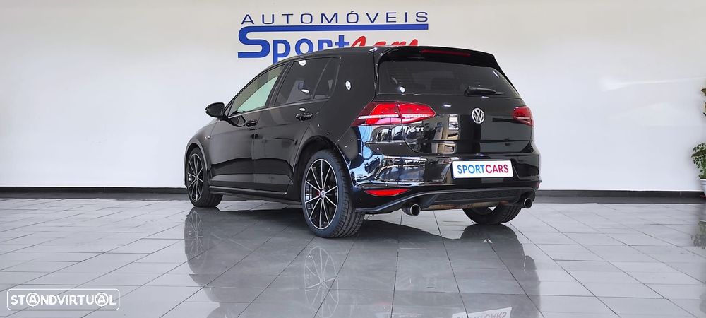 VW Golf - 4