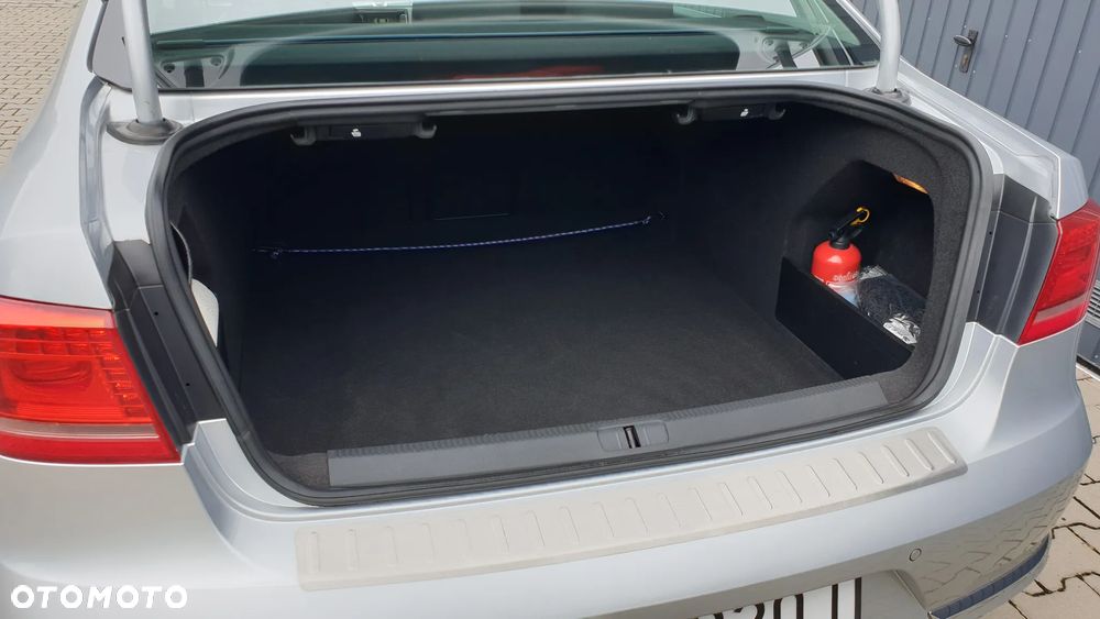 Volkswagen Passat 1.4 TSI BMT Comfortline - 11
