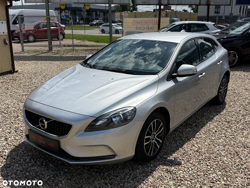 Volvo V40 D2 Kinetic - 8