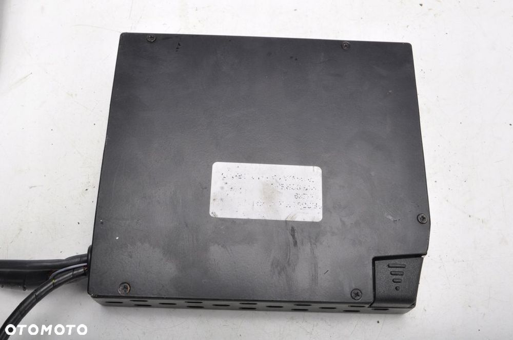 BMW 5 E39 LIFT WZMACNIACZ - 2