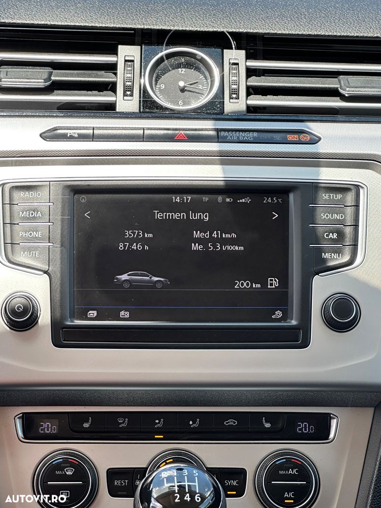Volkswagen Passat 2.0 TDI Comfortline - 9