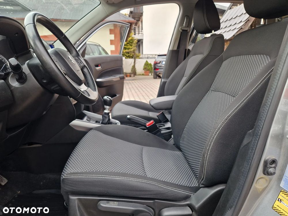 Suzuki Vitara 1.4 Boosterjet Premium 2WD - 23