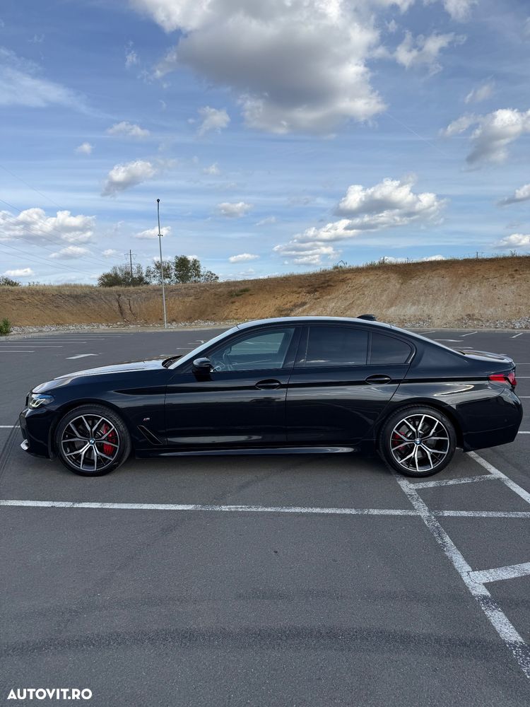 BMW Seria 5 530d xDrive AT MHEV - 2