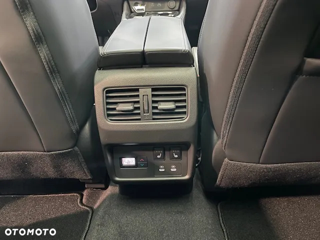 Nissan X-Trail - 16
