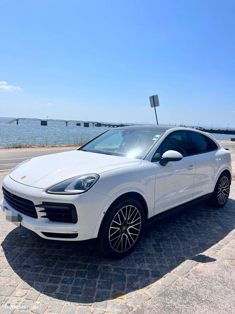 Porsche Cayenne Coupé E-Hybrid - 1