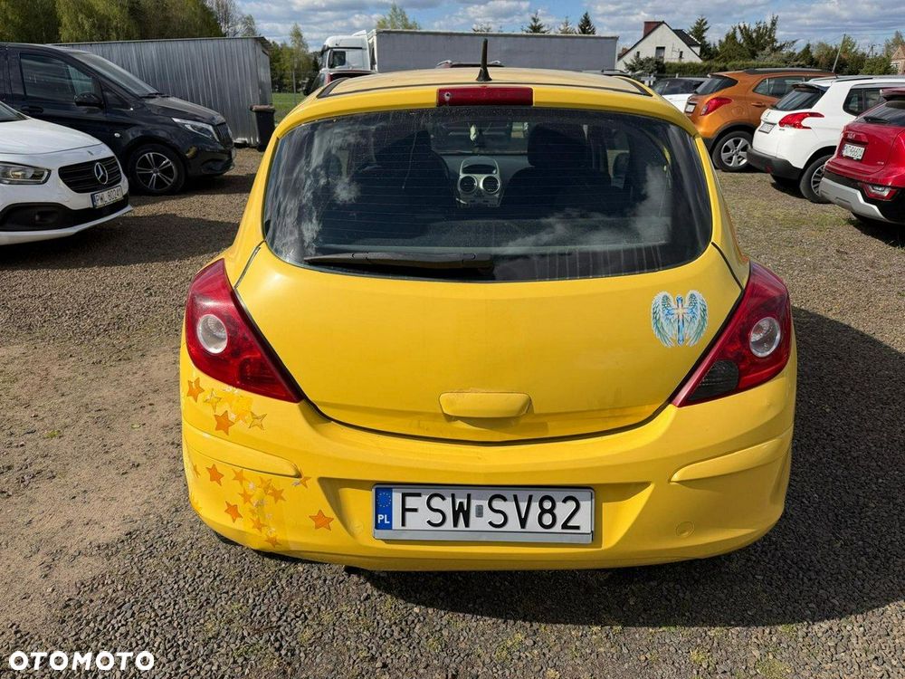 Opel Corsa - 13