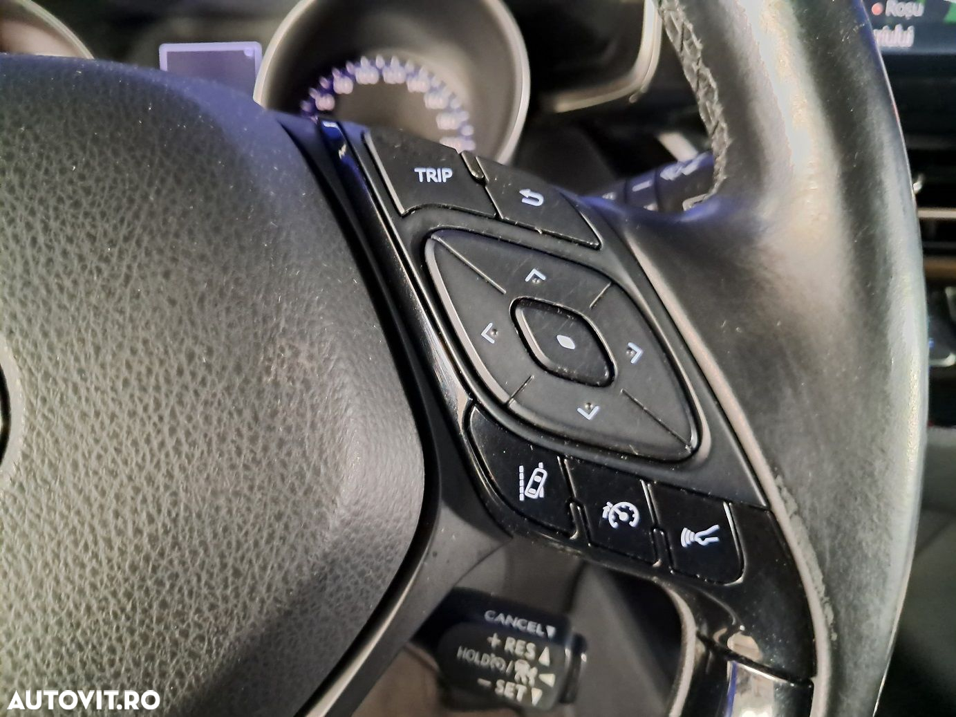 Toyota C-HR - 13