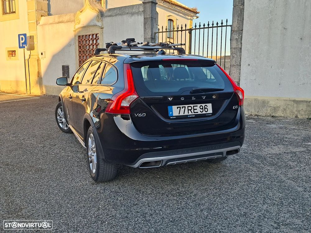 Volvo V60 Cross Country - 5