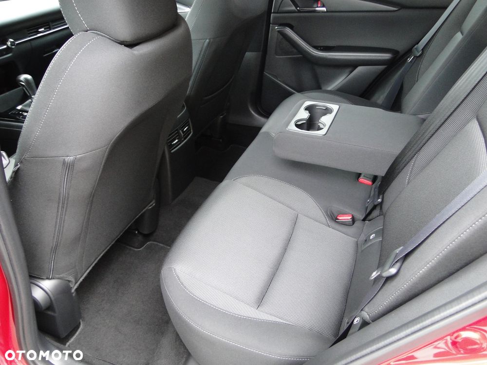 Mazda CX-30 2.0 mHEV Hikari 2WD - 18