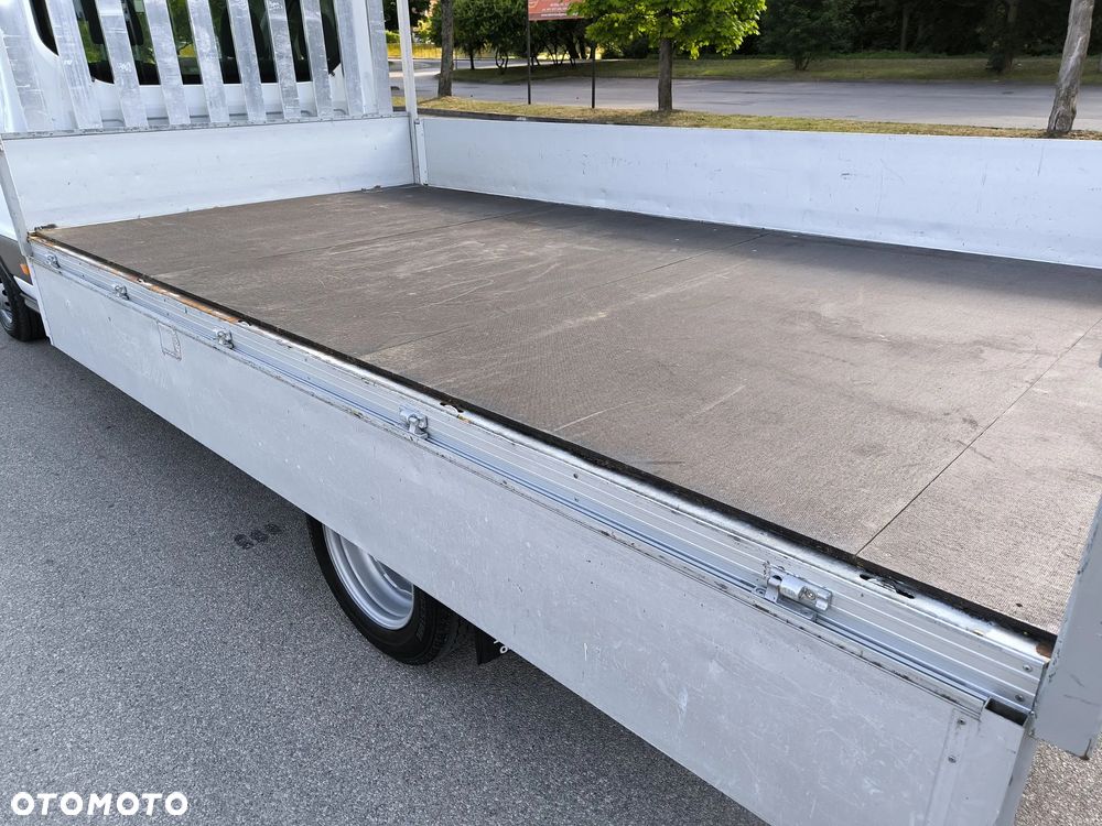Ford Transit - 29