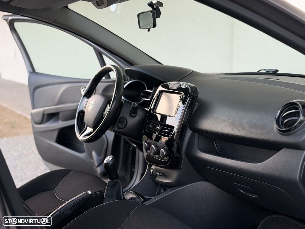 Renault Clio 1.5 dCi Dynamique S - 20