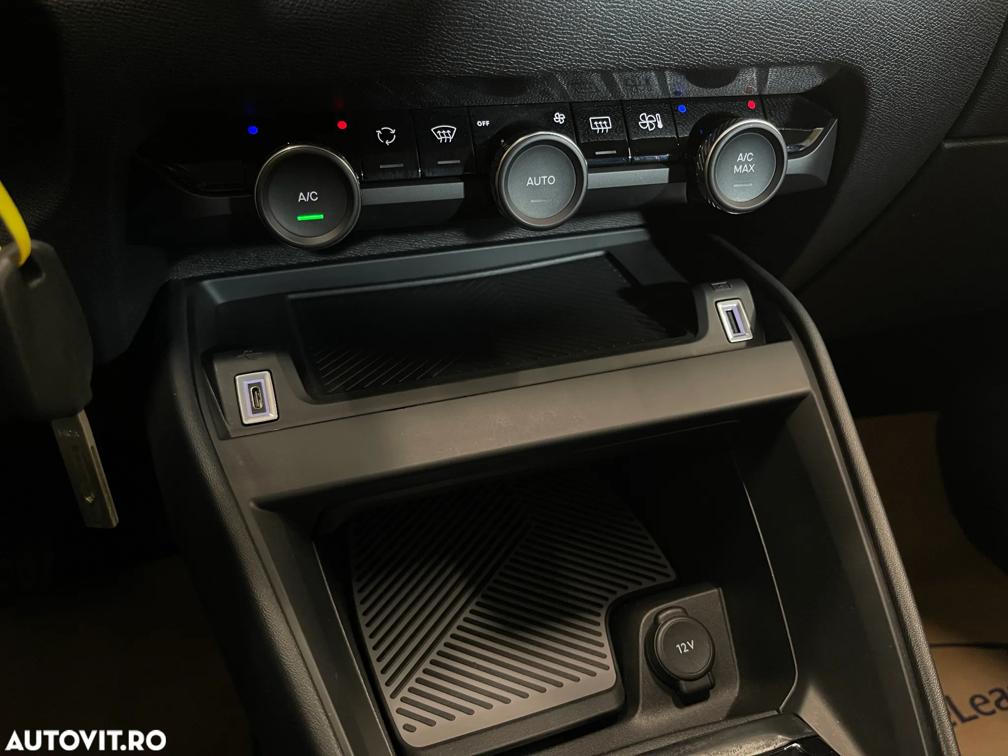 Citroën C4 1.5 BlueHDi S&S EAT8 Feel Pack - 25