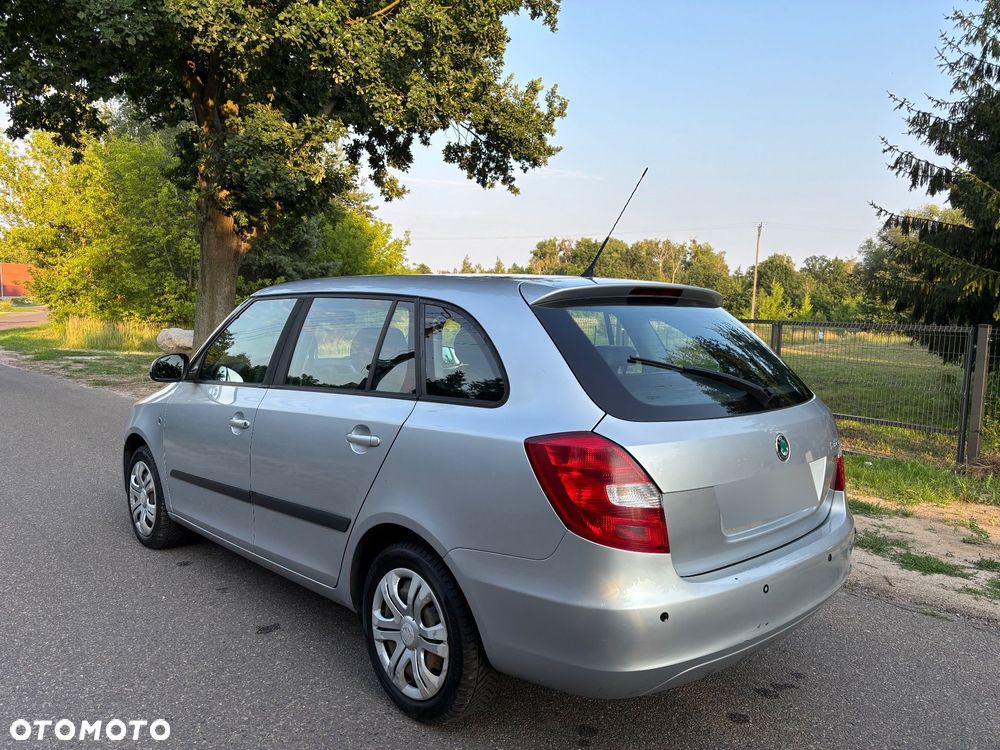 Skoda Fabia 1.6 TDI DPF Comfort - 3